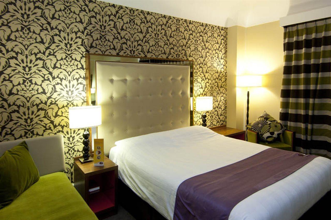 Premier Inn Bournemouth Central מראה חיצוני תמונה