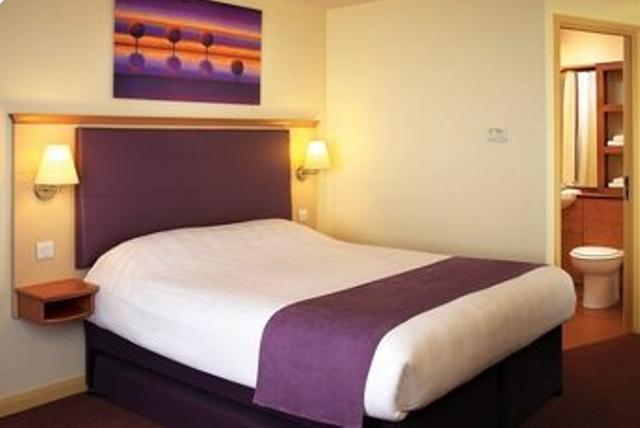 Premier Inn Bournemouth Central חדר תמונה