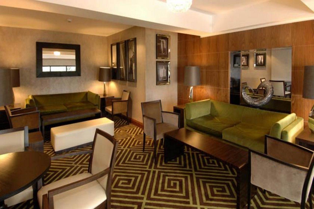 Premier Inn Bournemouth Central מסעדה תמונה